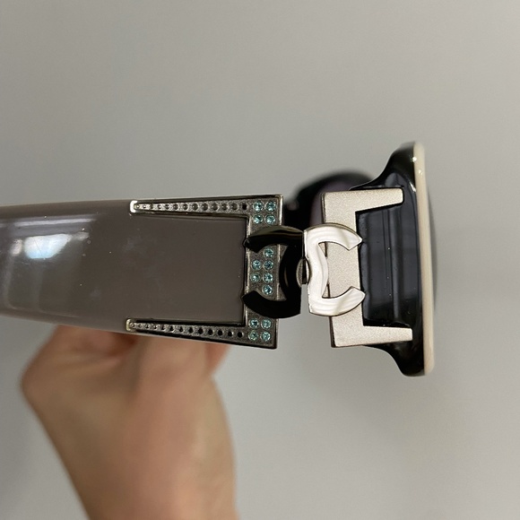 Rare Vintage Chanel Sunglasses - Picture 5 of 11